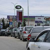 Rubio bezorgd over escalatie tussen Oekraïne en Rusland • Tankstations in Rusland beginnen brandstof te rantsoeneren