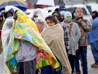 Miljoenen Texanen getroffen door extreem winterweer: Biden roept noodtoestand uit