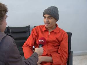 Un enfant de trois ans contraint de faire exploser une voiture avec quatre hommes à l'intérieur