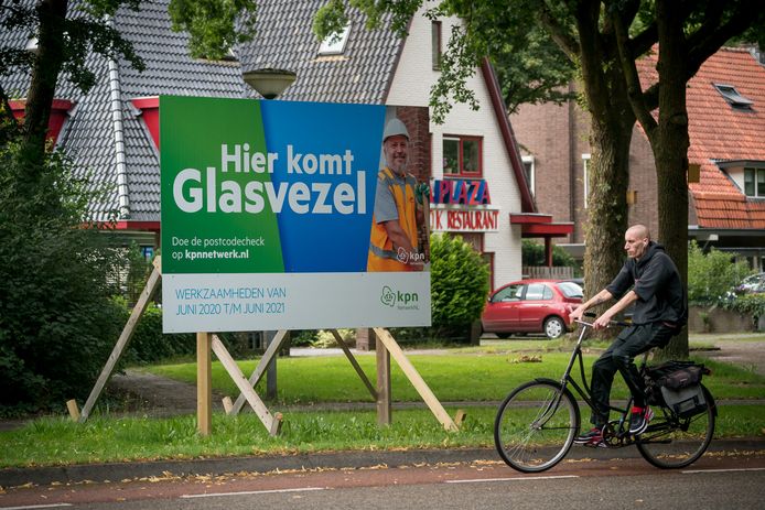 Glasvezel komt, zoals hier aan de Kortenoord Allee.