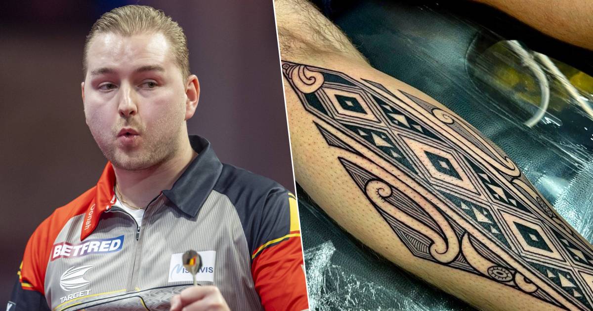 Dimitri van den Berg crashes first round in New Zealand with huge new calf tattoo |  spears