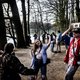 Jongeren eisen al hun vrijheid op. En wel onmiddellijk: ‘We luisteren niet meer’