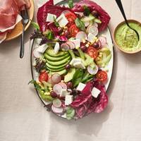 Knapperige slamix met frisse yoghurt & rauwe ham