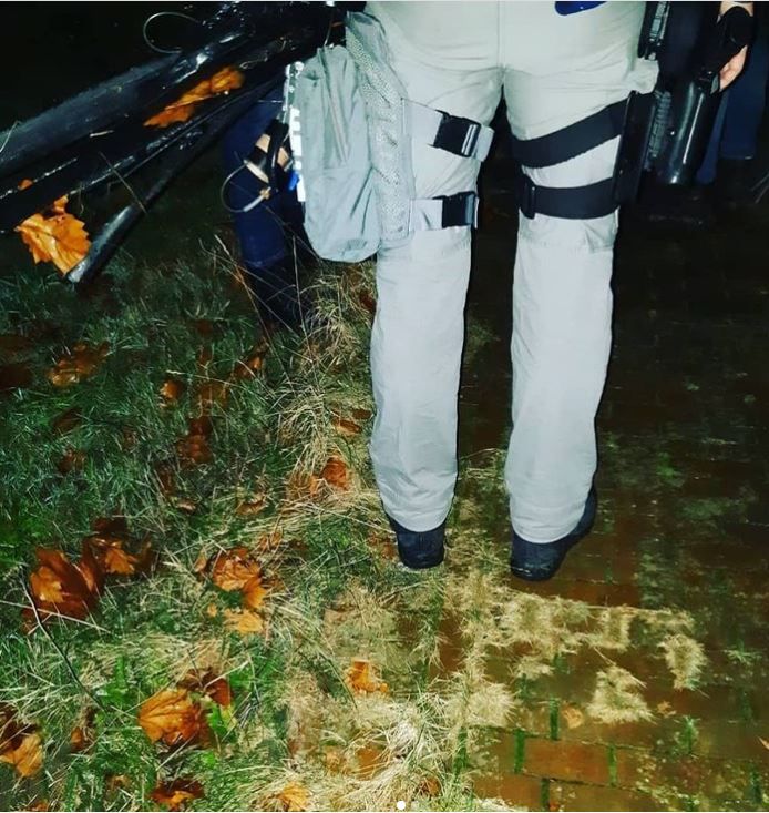 Een Zutphenaar is deze week in alle vroegte aangehouden nadat de politie live mee kon lezen met versleutelde berichten die criminele organisaties verstuurden.