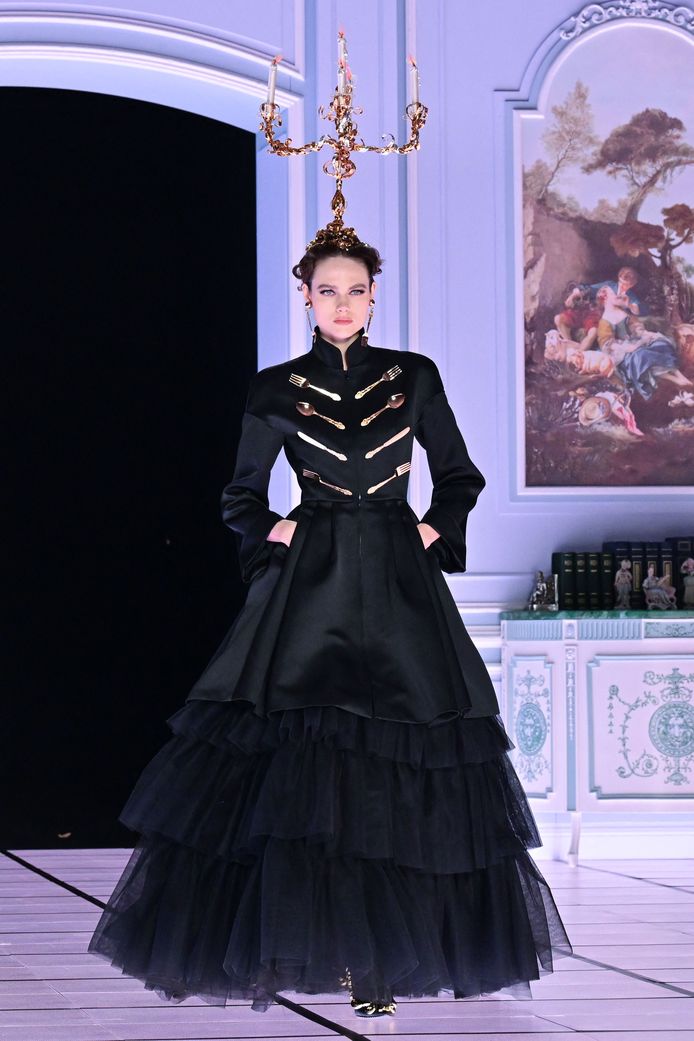 Sfilata Moschino durante la Milano Fashion Week.