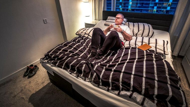 na auto s en laptops kun je nu ook je bed leasen de volkskrant