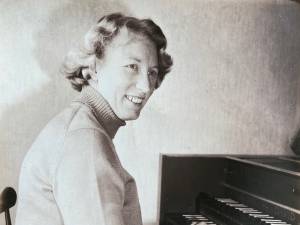 Wie les kreeg van muziekdocente Leni (1928-2022) werd ook haar vriend