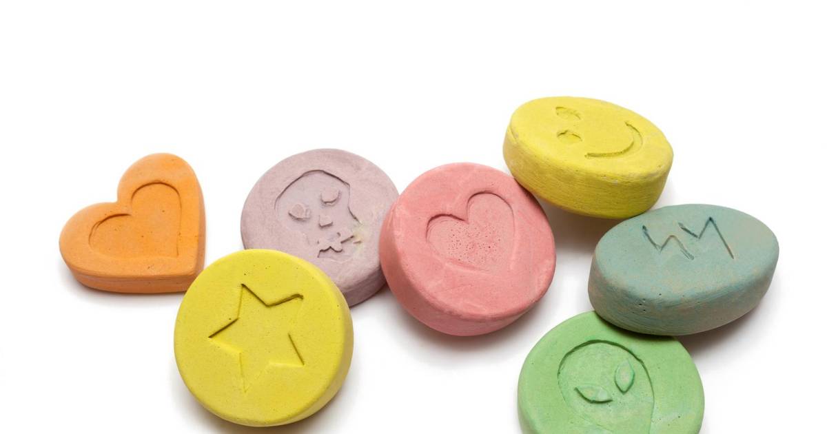 Drie jaar cel voor man die 50.000 xtcpillen vervoerde Amsterdam AD.nl