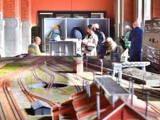 Stemmen tellen in Roosendaal op drie plekken tijdelijk gestopt vanwege uitgeputte vrijwilligers