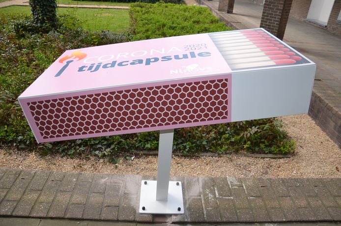 De coronatijdscapsule stond aanvankelijk in de binnentuin van het vaccinatiecentrum in Ninove.