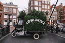 Lowlander haalt de bomen op in heel Nederland.