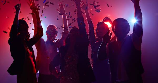 Ik begrijp @MinPres niet. Heel Europa is of gaat in lockdown.