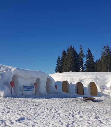 Op deze plek kun je na het après-skiën de avond en nacht doorbrengen in een iglo