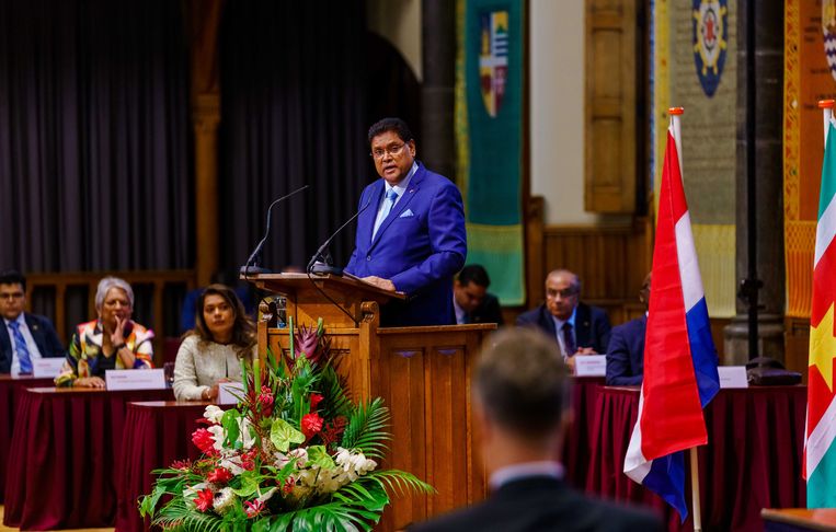 Chandrikapersad Santokhi, president van Suriname, spreekt de Staten-Generaal toe in de Ridderzaal aan het Binnenhof.  Beeld ANP