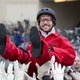 Giel Beelen verbreekt werelrecord crowdsurfen