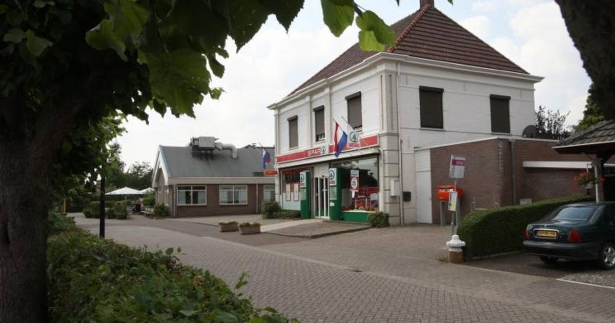 Megchelen treurt om buurtsuper
