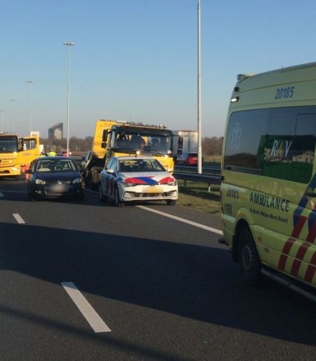 Ongeluk op de A58 bij Tilburg Reeshof, snelweg in de richting van Breda weer open