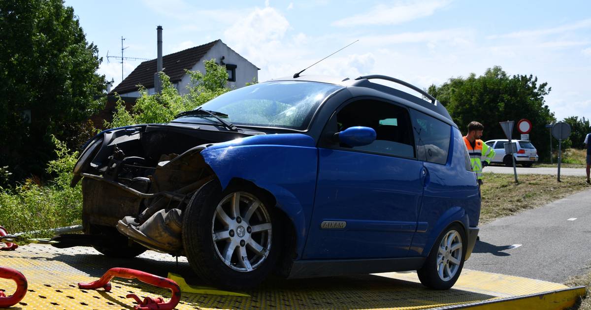Automobiliste gewond bij botsing bij Terhole.