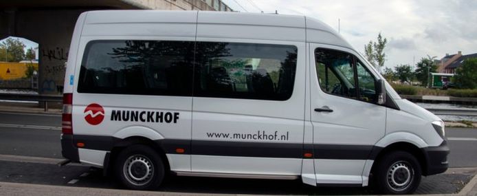 Munckhof verzorgt het vervoer van vierhonderd leerlingen uit Helmond.