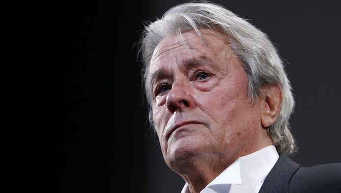 Alain Delon fête ses 80 ans.