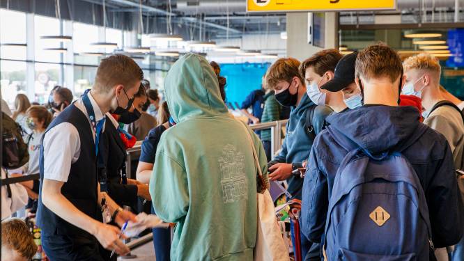 Regels, papierwerk en coronatest als voorpret: Wie durft er nog op vakantie?