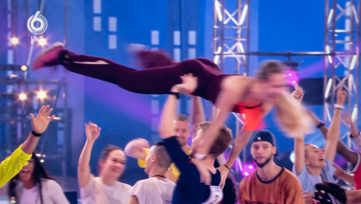 Zombi sulla pista da ballo di John de Mol, 50 ore: ‘Ci siamo riposati un po’ e ho iniziato ad avere allucinazioni’