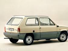Vroeger hadden we thuis één Fiat Panda, met de achterbank plat kon daar een hele hoop in 