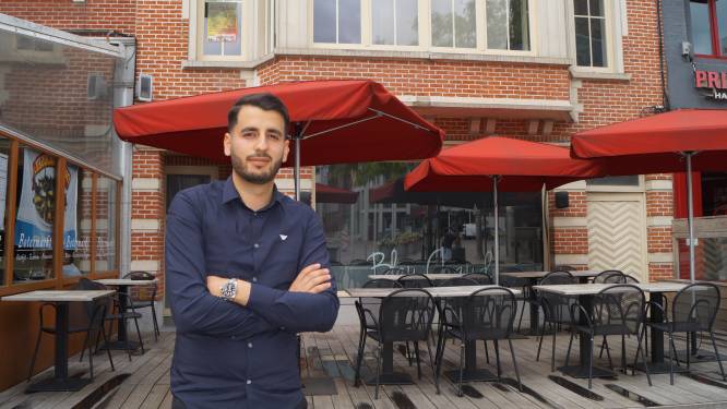Hassan (23) opent Turks-Libanees restaurant in voormalig fonduehuis Bleu-Chaud: “Stukje Sleepstraat naar Tielt brengen, maar ook pannenkoeken en koffie op de kaart”