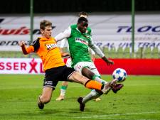 Muringen eert moeder en broer na doelpunt FC Dordrecht: ‘Ik denk nog dagelijks aan beiden’