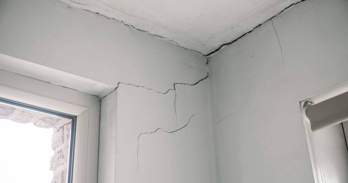 Doordringen compleet micro Ongerust over wegzakkende huizen? “Niet elke barst of scheur in een muur  wijst op verzakking” | Mijn bouwgids | hln.be
