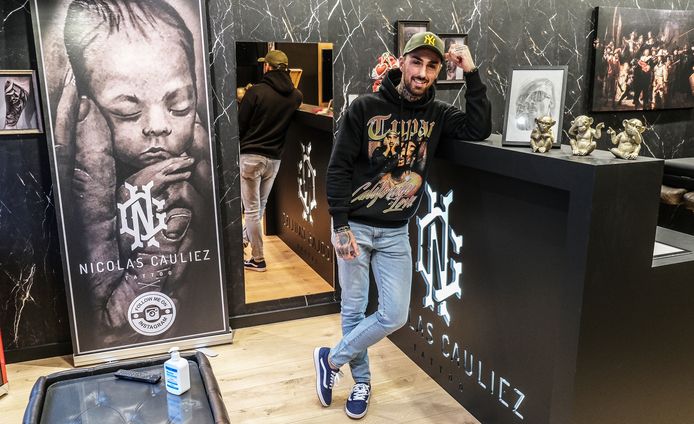 Nicolas Cauliez opent binnenkort zijn tattoo-zaak. "Waarom zou ik niet mogen werken in de meest ontsmette omgeving die er is?”