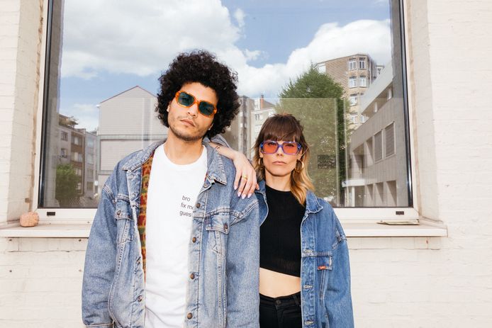 Liefdeskoppel Hakim Chatar en Jolien Roets hebben naast hun kindje Idris nu ook een professioneel project samen: 'Q-DOWNTOWN'