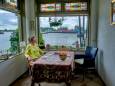 Coby (81) verlaat haar huis aan de rivier waar de tijd stil heeft gestaan:  'Dit huis was mijn ultieme droom'