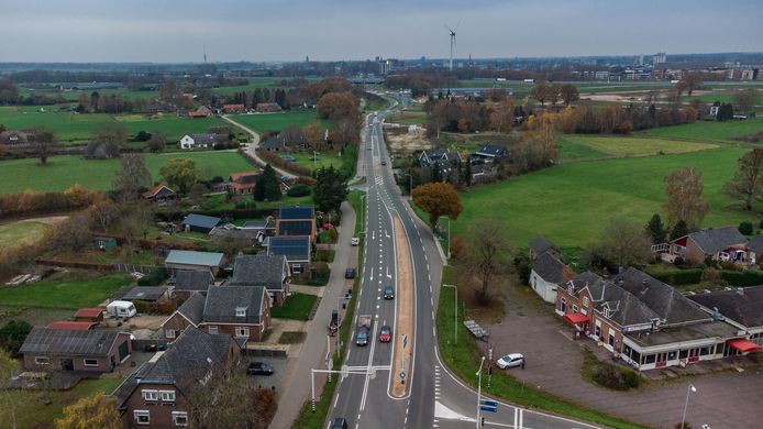De situatie vanuit de lucht.