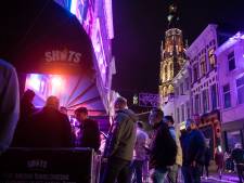 ‘Niet doen’, zegt Bruls tegen kroegbazen die overwegen na 20.00 uur open te blijven