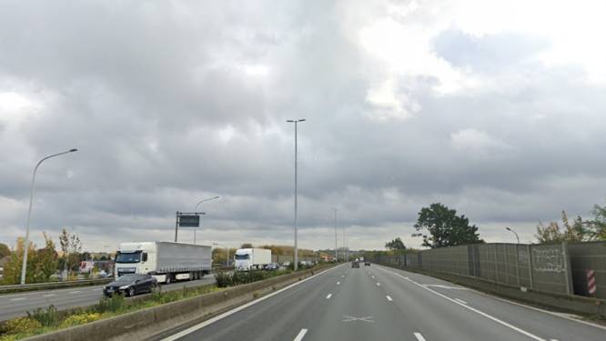 Bijna anderhalf uur aanschuiven na ongeval op E40 richting Brussel in Erpe-Mere