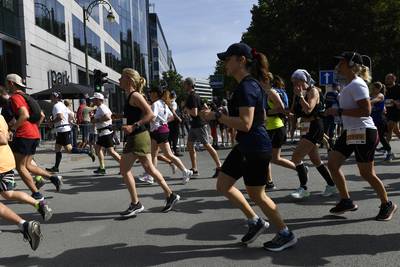 Loper krijgt hartaanval tijdens ‘20 kilometer door Brussel’: 579 deelnemers hebben medische verzorging nodig