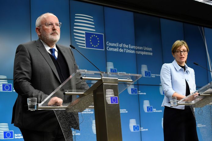 Frans Timmermans en de Bulgaarse vice-premier Ekaterina Zaharieva