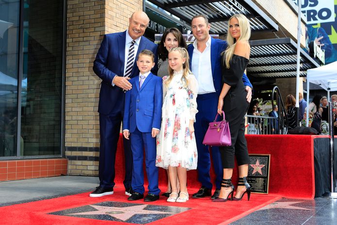 Dr. Phil met zijn vrouw, zoon en kleinkinderen.