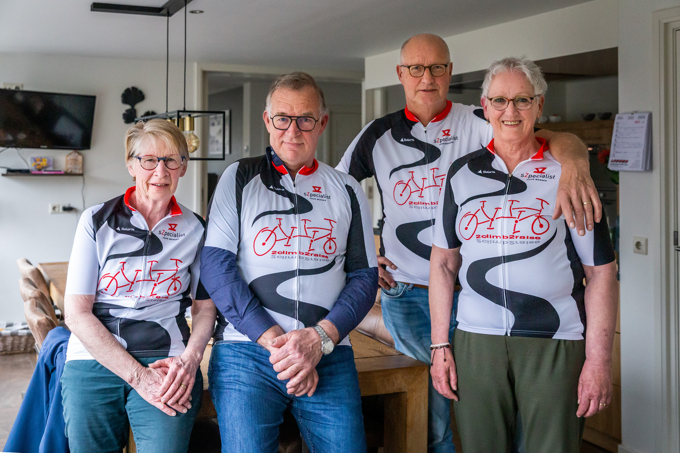 Francien en Emmy overwinnen kanker, nu fietsen ze de berg op voor het