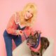 Dolly Parton komt met Doggy Parton: een speciale kledinglijn voor honden