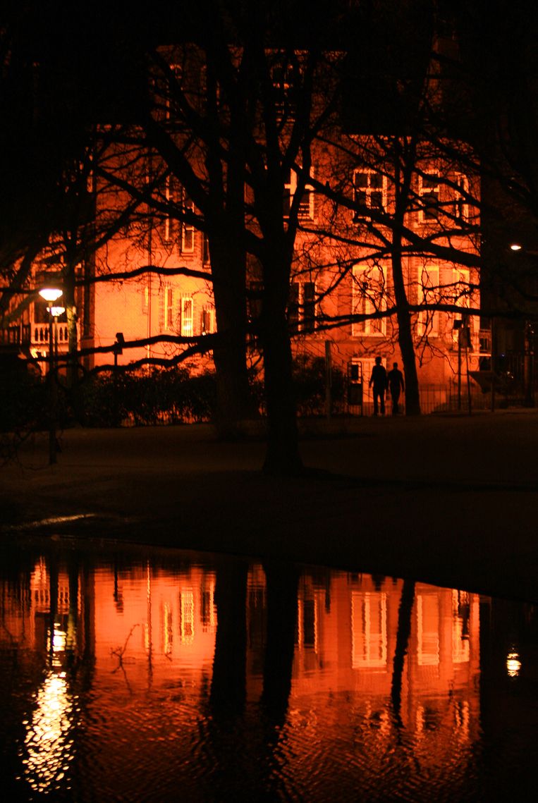 In de de meeste parken in de stad is het 's avonds pikkedonker. Beeld Getty Images