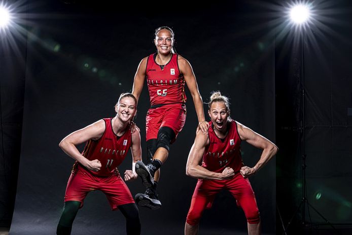 Emma Meesseman, Julie Allemand en Ann Wauters: een Belgisch trio dat dit seizoen het mooi weer moet maken bij WNBA-team Chicago Sky.