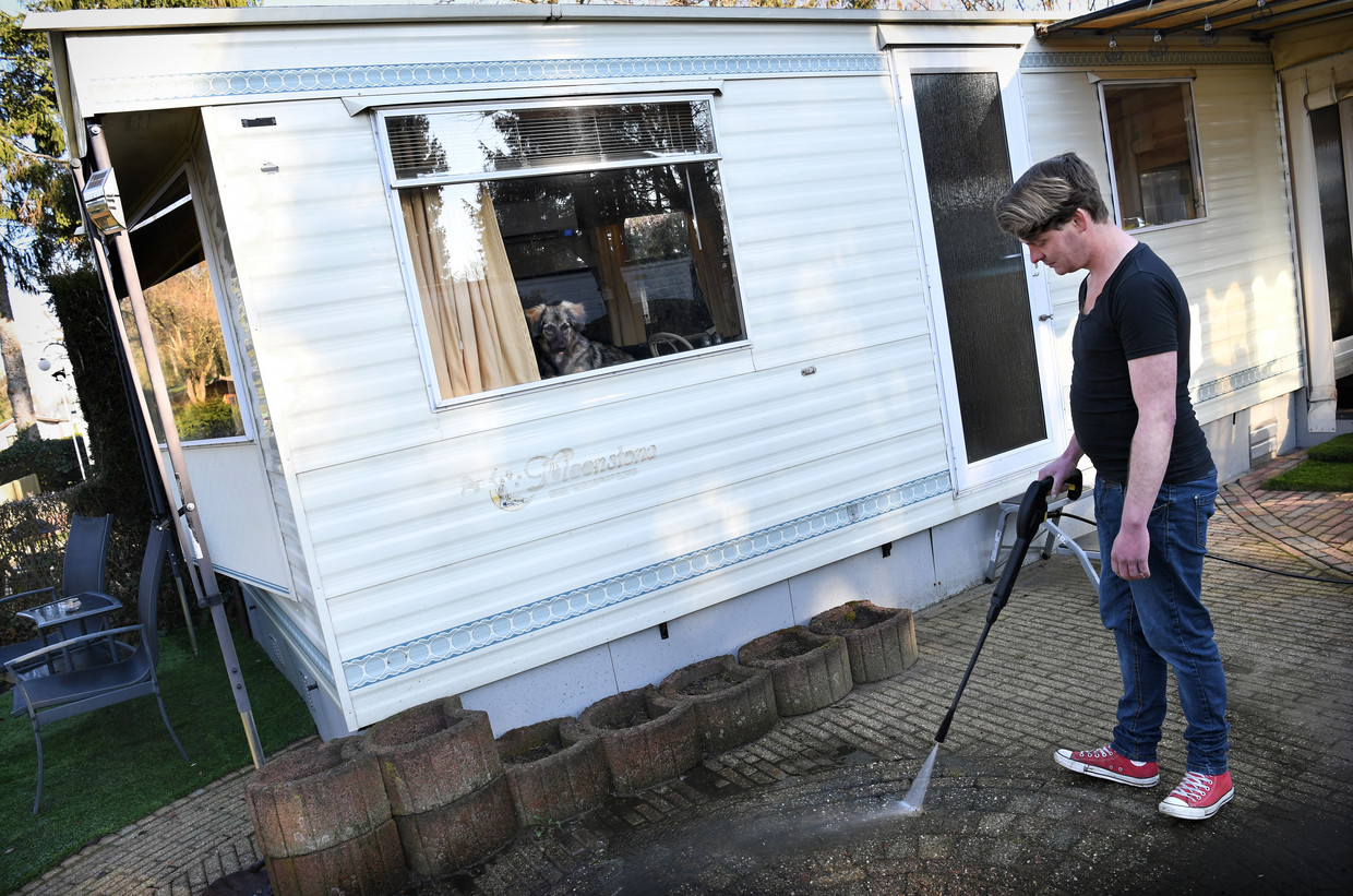 Wooncrisis Creëert Onzichtbaar Menselijk Drama: 'Voor Zorghelden Waar De  Samenleving Voor Klapt Is Geen Plaats Op De Woningmarkt'