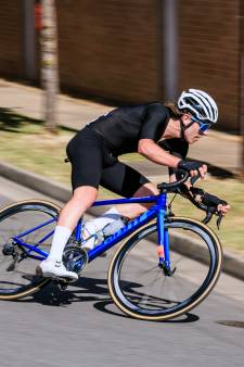 Hoe een jonge Australiër met droom als wielerprof in West-Brabant terechtkomt: 'Wil op het hoogste niveau fietsen, dan moet je hier naartoe’