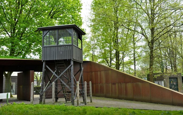 De wachttoren van Kamp Amersfoort.