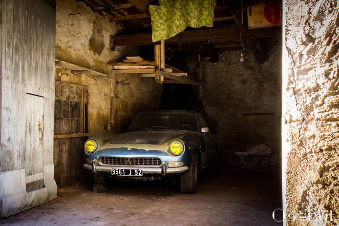 Ferrari 330