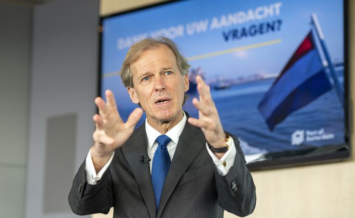 Allard Castelein, nu nog de CEO van het Havenbedrijf. Hij neemt afscheid, maar zijn opvolger mag van de gemeente veel minder gaan verdienen dan hij.