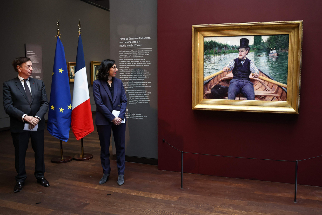 Het Musée d’Orsay in Parijs kocht recent het werk Partie de Bateau van schilder Gustave Caillebotte aan. Het doek kostte 43 miljoen euro, geld afkomstig van het bedrijf van Bernard Arnault. Beeld AFP