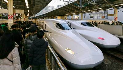 Japans bedrijf zegt sorry voor trein die 20 seconden te vroeg vertrok